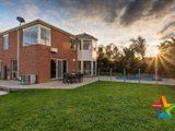 https://images.listonce.com.au/custom/160x/listings/9-revenue-place-lilydale-vic-3140/574/01524574_img_18.jpg?aO6EuaTQi8M