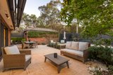 https://images.listonce.com.au/custom/160x/listings/9-robbins-street-ivanhoe-vic-3079/707/01824707_img_17.jpg?8r1XkGhKfe4