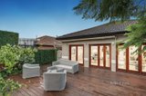 https://images.listonce.com.au/custom/160x/listings/9-rose-street-bentleigh-vic-3204/402/01509402_img_14.jpg?L4YqP59OdkI