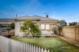 https://images.listonce.com.au/custom/160x/listings/9-russell-place-williamstown-vic-3016/492/01229492_img_01.jpg?p_erTv7233M