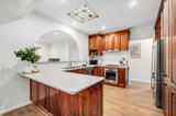 https://images.listonce.com.au/custom/160x/listings/9-samuel-road-blackburn-south-vic-3130/989/01545989_img_05.jpg?bZMWFlURPK0