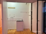 https://images.listonce.com.au/custom/160x/listings/9-severn-street-yarraville-vic-3013/516/01823516_img_04.jpg?DrCtwD9gbcA