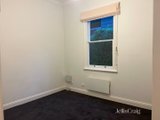 https://images.listonce.com.au/custom/160x/listings/9-severn-street-yarraville-vic-3013/516/01823516_img_05.jpg?DrCtwD9gbcA