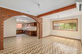 https://images.listonce.com.au/custom/160x/listings/9-seymour-road-elsternwick-vic-3185/801/01818801_img_08.jpg?NJWu5cmyf1s