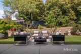 https://images.listonce.com.au/custom/160x/listings/9-sherwood-road-chirnside-park-vic-3116/492/01988492_img_15.jpg?zQ5lmFzcpcE