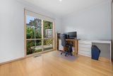 https://images.listonce.com.au/custom/160x/listings/9-silverleaf-court-forest-hill-vic-3131/248/01660248_img_10.jpg?C5hN6vrL3fw