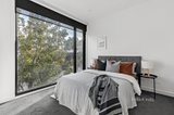 https://images.listonce.com.au/custom/160x/listings/9-smith-street-kensington-vic-3031/369/01467369_img_11.jpg?BPGpTR80edU