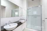 https://images.listonce.com.au/custom/160x/listings/9-sophie-place-greensborough-vic-3088/767/01941767_img_07.jpg?zbzsfKu-ZMk