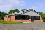 https://images.listonce.com.au/custom/160x/listings/9-stag-road-allendale-vic-3364/284/01637284_img_01.jpg?nF62_0Zeurk