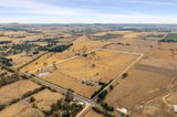 https://images.listonce.com.au/custom/160x/listings/9-stag-road-allendale-vic-3364/284/01637284_img_22.jpg?Pr58XqKtx0U