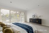 https://images.listonce.com.au/custom/160x/listings/9-stayner-street-beaumaris-vic-3193/317/01821317_img_13.jpg?ZiGWvKvxT2Q
