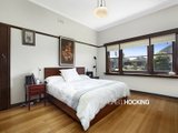 https://images.listonce.com.au/custom/160x/listings/9-stewart-street-williamstown-vic-3016/021/01203021_img_06.jpg?T8ekhsh-mek