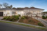 https://images.listonce.com.au/custom/160x/listings/9-struan-avenue-mooroolbark-vic-3138/480/01737480_img_01.jpg?e39K7oFcEcw