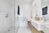 https://images.listonce.com.au/custom/160x/listings/9-stump-jump-lane-armstrong-creek-vic-3217/739/01698739_img_10.jpg?kzQmzeJ0FjA