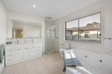 https://images.listonce.com.au/custom/160x/listings/9-summit-road-burwood-vic-3125/944/01440944_img_16.jpg?pO-UKhYi9m8