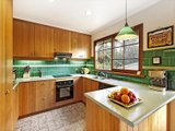 https://images.listonce.com.au/custom/160x/listings/9-sutton-parade-mont-albert-north-vic-3129/043/01684043_img_05.jpg?RUMWXFuy1SI