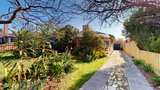 https://images.listonce.com.au/custom/160x/listings/9-sybil-street-hampton-east-vic-3188/496/01927496_img_07.jpg?8RgSALmm-Qw