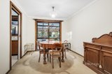 https://images.listonce.com.au/custom/160x/listings/9-talarno-avenue-vermont-south-vic-3133/895/01619895_img_05.jpg?pDQ4SmsPttk