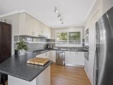 https://images.listonce.com.au/custom/160x/listings/9-taminga-mews-st-albans-park-vic-3219/369/01844369_img_10.jpg?qXRAA3W7W0A