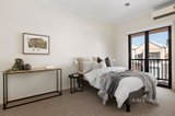 https://images.listonce.com.au/custom/160x/listings/9-taylor-mews-kensington-vic-3031/178/01638178_img_04.jpg?oPvgAgnFQOA