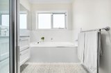 https://images.listonce.com.au/custom/160x/listings/9-techaven-street-delacombe-vic-3356/226/00909226_img_05.jpg?GLJuYESKL_Q