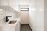 https://images.listonce.com.au/custom/160x/listings/9-the-panorama-eaglemont-vic-3084/926/01691926_img_15.jpg?yi6M-fAG0sQ