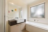 https://images.listonce.com.au/custom/160x/listings/9-themeda-place-lilydale-vic-3140/466/01932466_img_04.jpg?YZwXqQmDeqw