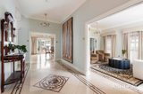 https://images.listonce.com.au/custom/160x/listings/9-thomas-street-kew-vic-3101/966/01820966_img_04.jpg?_IbEAnL9naI
