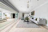 https://images.listonce.com.au/custom/160x/listings/9-thomas-street-kew-vic-3101/966/01820966_img_09.jpg?i3RzAgUjNck