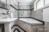 https://images.listonce.com.au/custom/160x/listings/9-thomas-street-kew-vic-3101/966/01820966_img_14.jpg?bq1dSG9kxW8