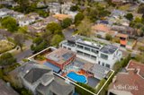 https://images.listonce.com.au/custom/160x/listings/9-thomas-street-kew-vic-3101/966/01820966_img_16.jpg?4kPPGerCv7Y
