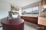https://images.listonce.com.au/custom/160x/listings/9-thomas-street-kew-vic-3101/966/01820966_img_22.jpg?GZeCZmdod60