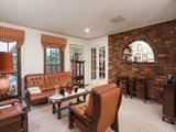 https://images.listonce.com.au/custom/160x/listings/9-tibarri-court-mooroolbark-vic-3138/165/01524165_img_05.jpg?ldh-MSdLJr4