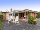 https://images.listonce.com.au/custom/160x/listings/9-tibarri-court-mooroolbark-vic-3138/165/01524165_img_15.jpg?87fztg7sRxU