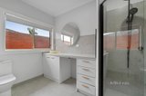 https://images.listonce.com.au/custom/160x/listings/9-toombah-street-mount-waverley-vic-3149/944/01724944_img_06.jpg?VfbBF4MYkd8