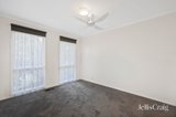 https://images.listonce.com.au/custom/160x/listings/9-turkeith-crescent-croydon-north-vic-3136/966/01987966_img_06.jpg?x73bB77IfE4