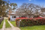 https://images.listonce.com.au/custom/160x/listings/9-urquhart-street-woodend-vic-3442/108/01735108_img_01.jpg?Gx6_3LF2owE
