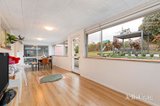 https://images.listonce.com.au/custom/160x/listings/9-vasey-grove-donvale-vic-3111/606/01808606_img_06.jpg?ftKsIJmg05Y