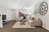 https://images.listonce.com.au/custom/160x/listings/9-venice-street-box-hill-south-vic-3128/439/01704439_img_16.jpg?tGiAZHmbdsg