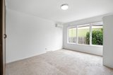 https://images.listonce.com.au/custom/160x/listings/9-vermont-street-glen-waverley-vic-3150/323/01282323_img_04.jpg?d6NXwT-nEKM