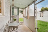 https://images.listonce.com.au/custom/160x/listings/9-vicars-street-hawthorn-vic-3122/044/00131044_img_07.jpg?vLJdF6p6Lzg