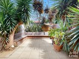 https://images.listonce.com.au/custom/160x/listings/9-victoria-street-flemington-vic-3031/398/01623398_img_11.jpg?vWU03jgMQxM