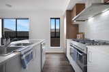 https://images.listonce.com.au/custom/160x/listings/9-vivid-street-winter-valley-vic-3358/727/01922727_img_05.jpg?2HWQHpPmMJY