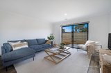 https://images.listonce.com.au/custom/160x/listings/9-vivid-street-winter-valley-vic-3358/727/01922727_img_07.jpg?QjPmjq4uDJI