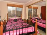 https://images.listonce.com.au/custom/160x/listings/9-waliki-court-lara-vic-3212/133/01699133_img_06.jpg?ksQfAk14o0c