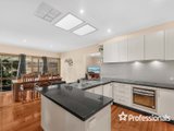 https://images.listonce.com.au/custom/160x/listings/9-wannan-court-kilsyth-vic-3137/010/01526010_img_08.jpg?fdq6HFh4fB0