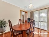 https://images.listonce.com.au/custom/160x/listings/9-wannan-court-kilsyth-vic-3137/010/01526010_img_09.jpg?T3cfgHDHlNk