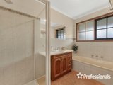 https://images.listonce.com.au/custom/160x/listings/9-wannan-court-kilsyth-vic-3137/010/01526010_img_15.jpg?V04q7E9T8EA