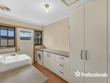 https://images.listonce.com.au/custom/160x/listings/9-wannan-court-kilsyth-vic-3137/010/01526010_img_16.jpg?KeuOT2iiCP0