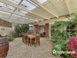 https://images.listonce.com.au/custom/160x/listings/9-wannan-court-kilsyth-vic-3137/010/01526010_img_17.jpg?glLfODJrWFc